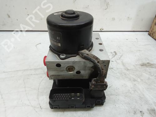 Used ABS pump VW POLO (6N2) [1999-2001]  8584325