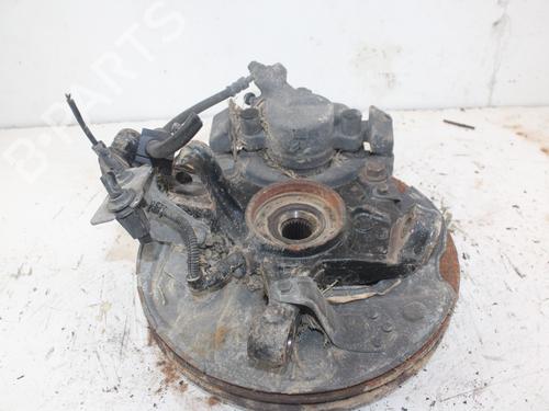 Left front steering knuckle PEUGEOT 3008 II SUV (MC_, MR_, MJ_, M4_) 2.0 BlueHDi 180 | BP17317910M25
