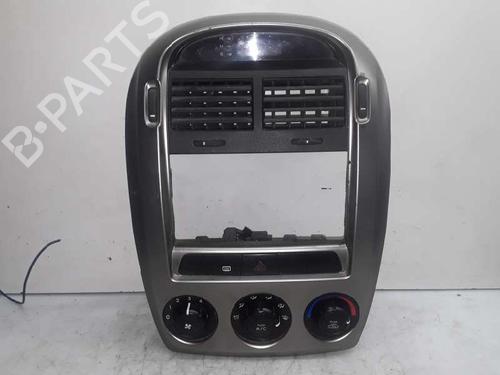 Used Climate control KIA CERATO I Hatchback (LD) 2.0 CRDi (112 hp) 8573021