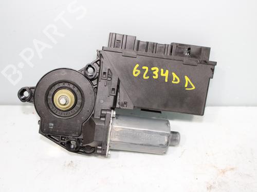 Rudehejsemotor forskærm højre AUDI A4 B7 (8EC) 2.0 TDI 16V (140 hp) 17387676