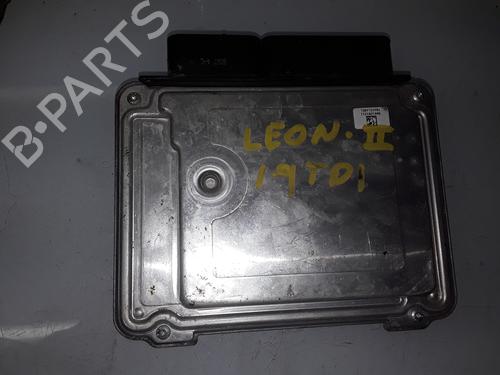 Engine control unit (ECU) SEAT LEON (1P1) 1.9 TDI | BP9974751M57