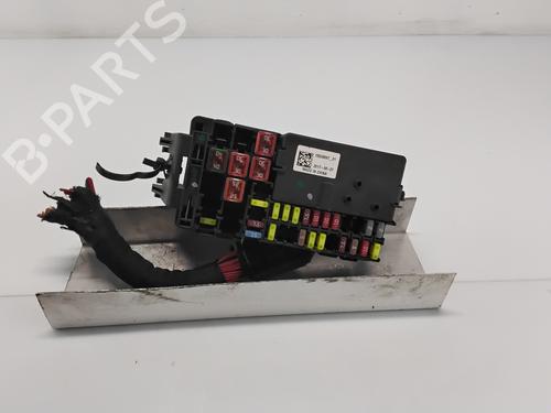 Used Fuse box OPEL ASTRA K (B16) 1.4 Turbo (68) (150 hp) 28597399