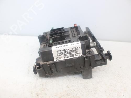 Fuse box PEUGEOT 406 (8B) 2.0 HDI 110 | BP16857356E1 