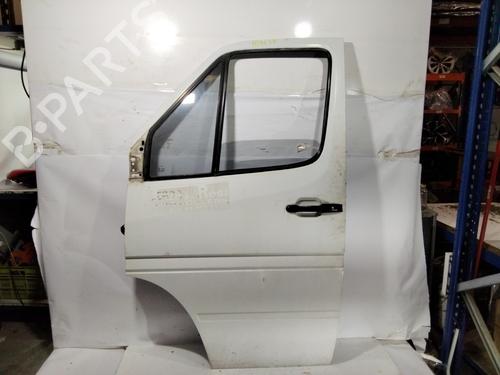 Used Left front door Left front door MERCEDES-BENZ SPRINTER 3-t Bus (B903) 313 CDI (903.671, 903.672, 903.673) (129 hp) 33649439 33649439