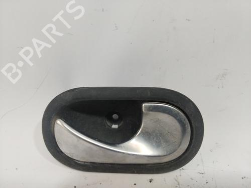 Høyre foran invendig håndtak RENAULT MEGANE II (BM0/1_, CM0/1_) [2001-2012]  28105284