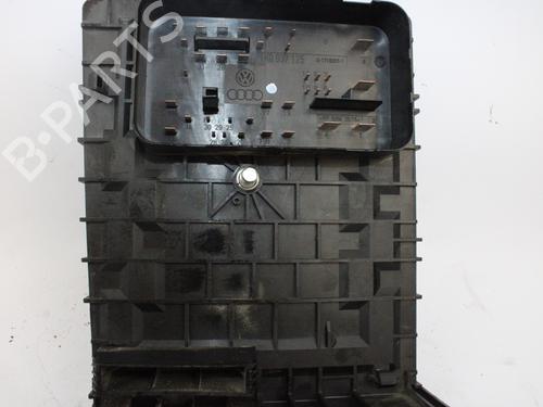 Fuse box VW JETTA III (1K2) | BP15416369E1