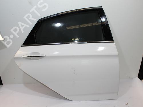 Used Right rear door HYUNDAI i40 I (VF) 1.7 CRDi (116 hp) 13711685