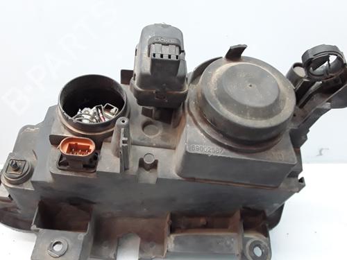 Right headlight RENAULT ESPACE III (JE0_) 2.2 dCi (JE0K) | BP9975592C29 
