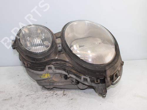 Right headlight MERCEDES-BENZ E-CLASS (W210) E 300 Turbo-D (210.025) | BP17536830C29 