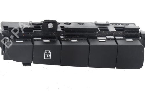 switch-hyundai-tucson-nx4e-nx4a-2020-36262391 main image