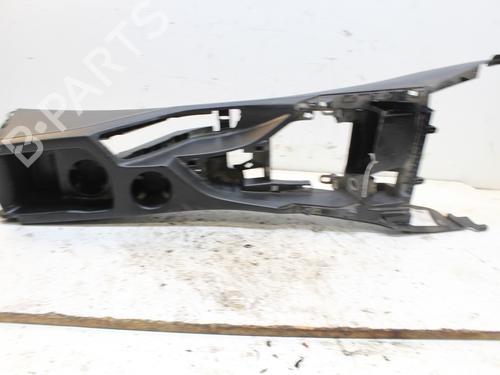 Armlehne BMW X1 (E84) [2009-2015]  17192218