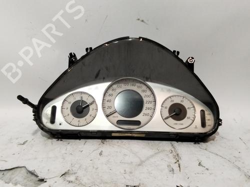 Used Instrument cluster MERCEDES-BENZ E-CLASS (W211) E 300 BlueTEC (211.024) (211 hp) 28183043
