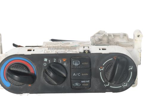 Used Climate control NISSAN TERRANO II (R20) 3.0 Di 4WD (154 hp) 33052963