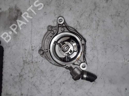 Used Vacuum pump NISSAN ALMERA II (N16) [2000-2025]  9235888