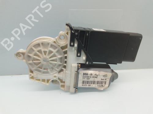 Vindusheismotor venstre foran SEAT TOLEDO II (1M2) 1.9 TDI (110 hp) 8615400