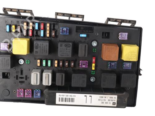 fuse-box-opel-astra-h-a04-2004-2005-2006-2007-2008-2009-2010-2011-2012-2013-2014-37995202 main image