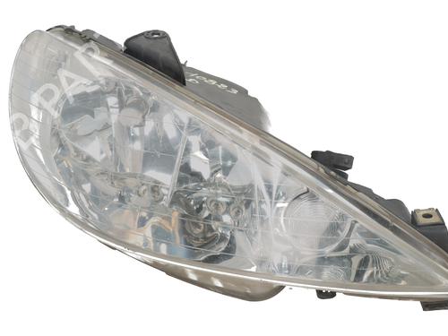 Right headlight PEUGEOT 206 SW (2E/K) 1.6 HDi 110 | BP31881802C29