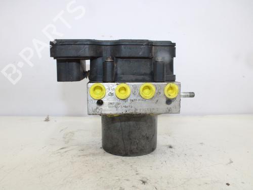 Used ABS pump RENAULT KADJAR (HA_, HL_) 1.5 dCi 110 (HLA3) (110 hp) 15090682