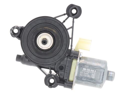 Motore alzacristalli posteriore destro AUDI Q2 (GAB, GAG) 35 TDI quattro (150 hp) 30810871