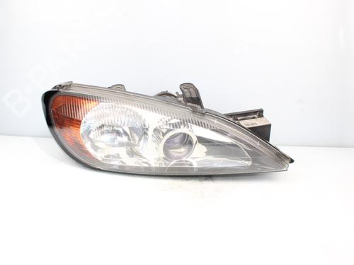 Used Right headlight NISSAN PRIMERA Hatchback (P11) 1.6 16V (106 hp) 16333730