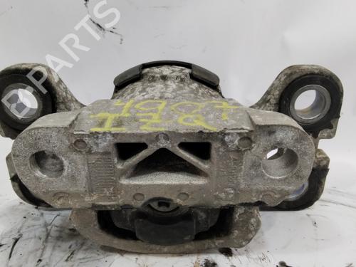 Used Engine mount VOLVO V60 I (155) D3 / D4 (163 hp) 26390022