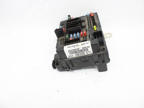 Fuse box PEUGEOT 407 SW (6E_, 6D_) 1.6 HDi 110 | BP11384278E1 