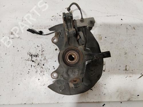 Used Right front steering knuckle PEUGEOT 308 II (LB_, LP_, LW_, LH_, L3_) [2013-2021]  30411805