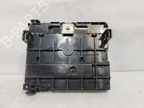 Fuse box PEUGEOT 307 Break (3E) 1.6 HDi 110 | BP27727355E1 