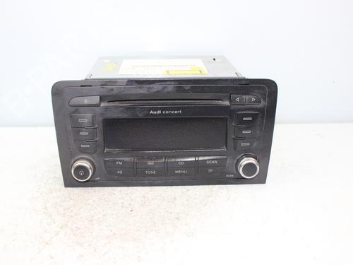 Used Radio AUDI A3 Sportback (8PA) 1.9 TDI (105 hp) 17959762