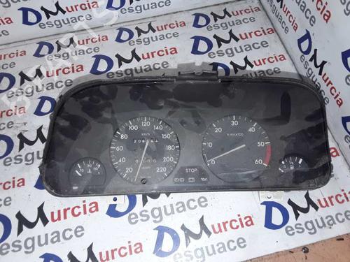 Used Instrument cluster PEUGEOT 307 (3A/C) [2000-2012]  9447982