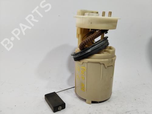 Used Fuel pump VW POLO IV (9N_, 9A_) 1.4 16V (75 hp) 29576728