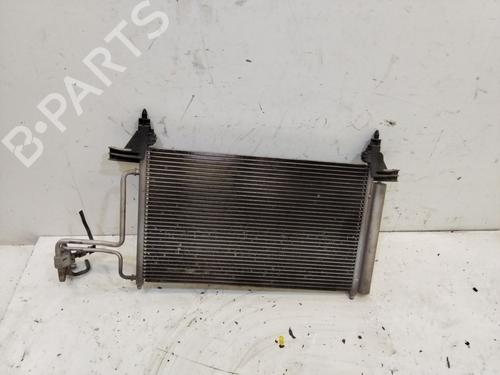 Radiador de A/C FIAT STILO (192_) 1.9 D Multijet (120 hp) 17806477