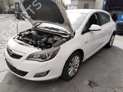 Brugte OPEL ASTRA J (P10)    4561979