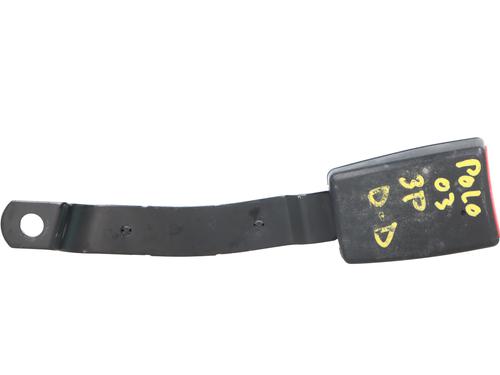 Used Seat buckle VW POLO IV (9N_, 9A_) 1.4 16V (101 hp) 32411359