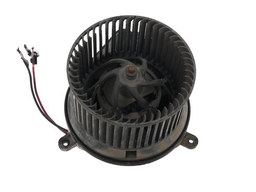 Used Heater blower motor MERCEDES-BENZ VITO Van (W638) 112 CDI 2.2 (638.094) (122 hp) 30689503
