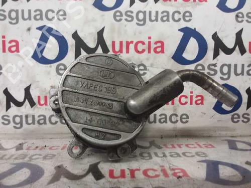 Used Vacuum pump MERCEDES-BENZ M-CLASS (W163) ML 270 CDI (163.113) (163 hp) 8553671