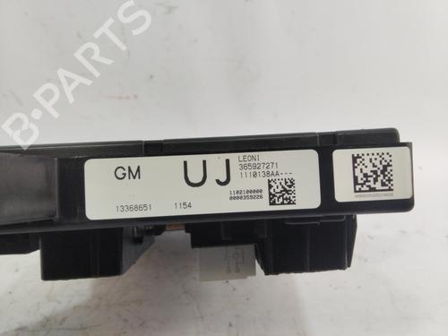 Fuse box OPEL ASTRA J (P10)  | BP25857548E1 