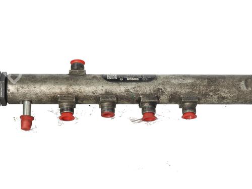 Used Injection rail OPEL ZAFIRA / ZAFIRA FAMILY B (A05) 1.9 CDTI (M75) (100 hp) 31957850