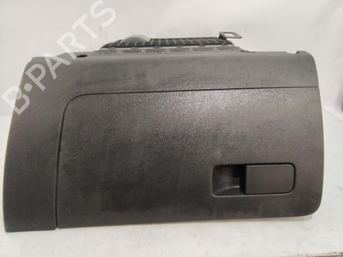 Used Glove box SKODA RAPID (NH3, NK3, NK6) 1.6 TDI (115 hp) 26331903
