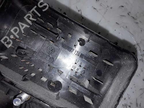 Fuse box VW GOLF V (1K1)  | BP8577748E1 