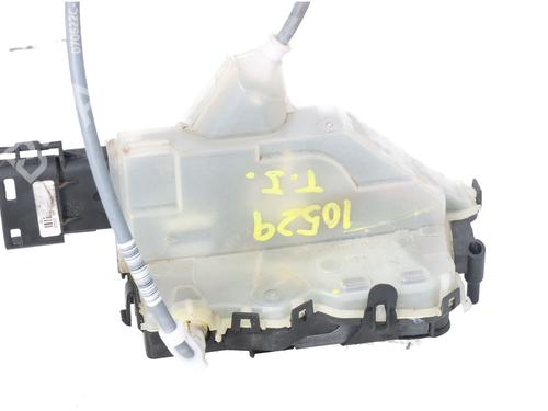 rear-left-lock-peugeot-208-ii-ub_-up_-uw_-uj_-2019-31968415 main image
