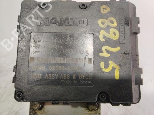 ABS pump HYUNDAI SANTA FÉ I (SM) 2.0 CRDi | BP23098404M43 
