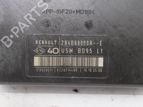 Fuse box RENAULT MEGANE III Hatchback (BZ0/1_, B3_)  | BP15470327E1