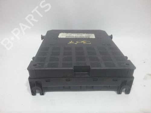 Used Fuse box PEUGEOT 307 CC (3B) [2003-2009]  10031893
