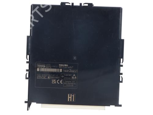 Used Electronic module Electronic module TOYOTA COROLLA Saloon (_E21_) 1.6 VVTi (ZRE210) (122 hp) 33175639 33175639