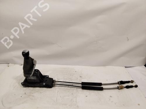 Used Gear lever RENAULT CLIO IV (BH_) 0.9 TCe 90 (BHNF, BHMA, BHMH, BHJK, BHJR) (90 hp) 25729825