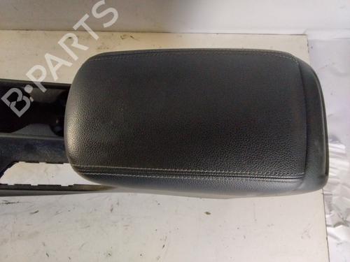 Armrest / Center console HYUNDAI i30 (PDE, PD, PDEN) 1.6 CRDi | BP29962423I20 