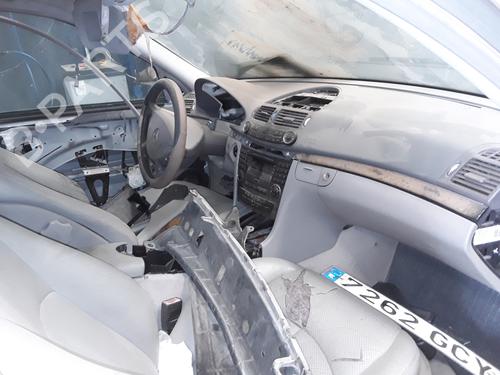 Dør højre fortil MERCEDES-BENZ E-CLASS (W211) E 220 CDI (211.008) | BP18246837C3 