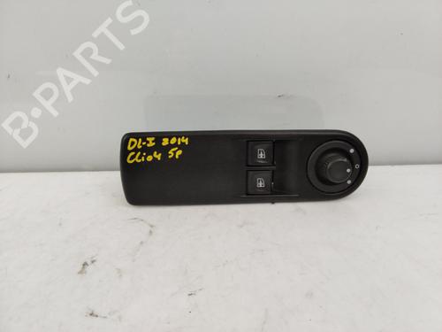 Used Left front window switch RENAULT CLIO IV (BH_) [2012-2021]  23225076