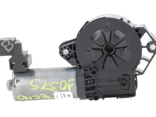 Motor techo deslizable MERCEDES-BENZ GLA-CLASS (X156) GLA 200 CDI / d (156.908) (136 hp) 30672635